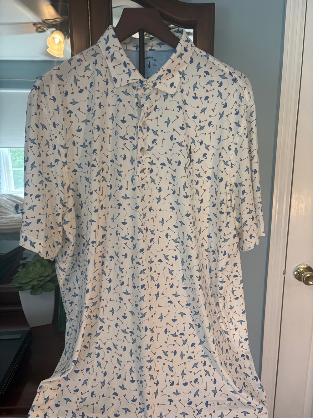johnnie-O White Polo with Blue and Brown Golf Motif